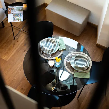 Maderni Breathtaking - By Myhomeincomo Apartamento Como