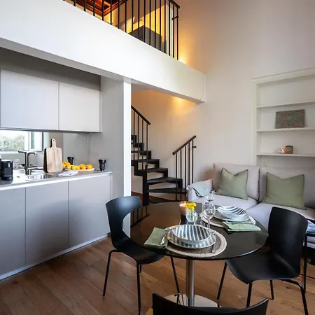 Maderni Breathtaking - By Myhomeincomo *